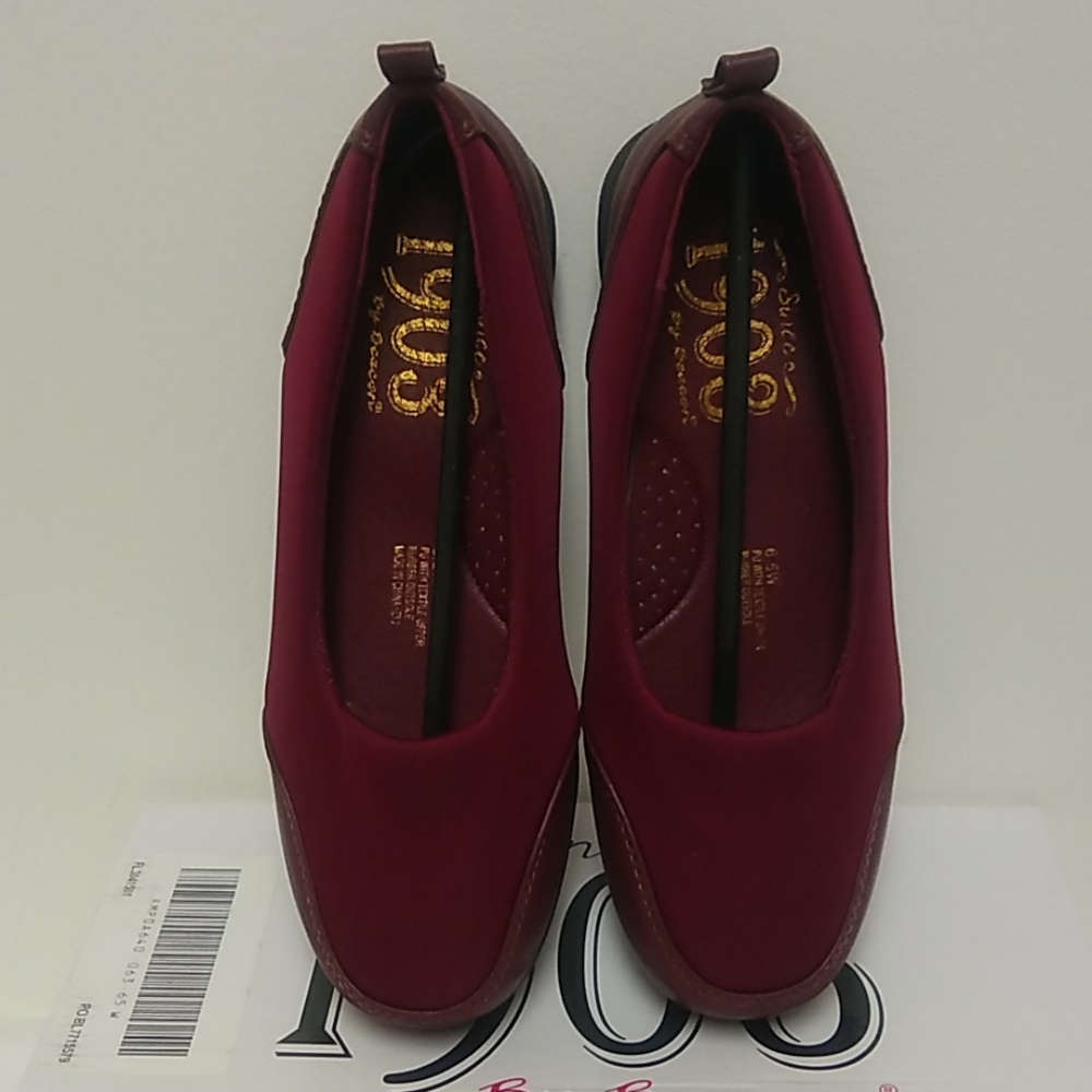 BEACON Slip-on Women Shoes | Burgundy | 6.5W | NIB - Picture 4 of 8
